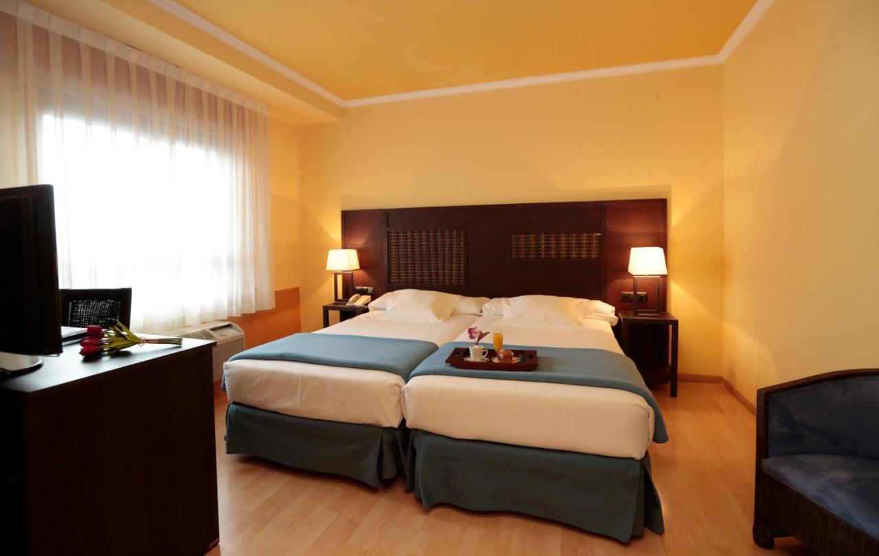 Hotel Spa Congreso Teo Exterior photo